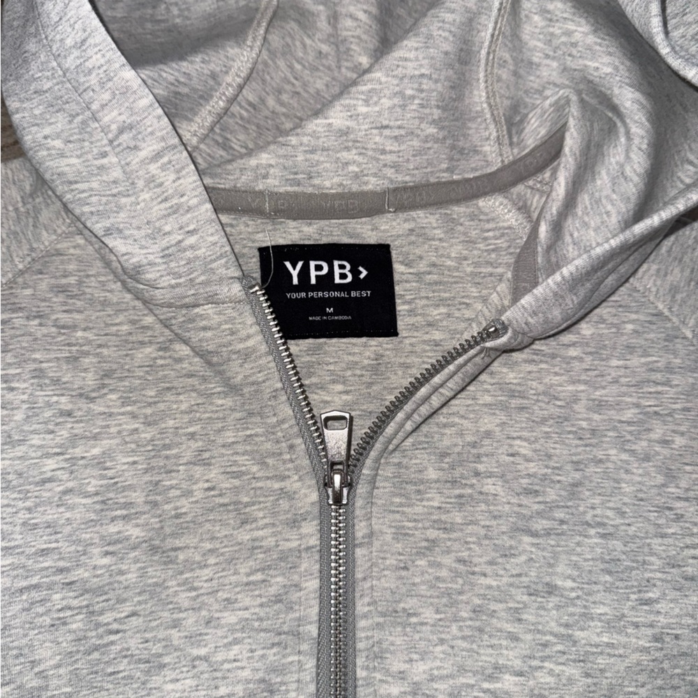 Abercrombie & Fitch Light Gray Zip Hoodie and Sweatpants Set - Picture 3 of 9